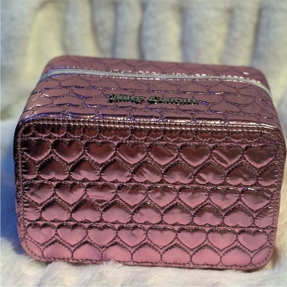Juicy Couture Travel Cosmetic Case - Picture 4 of 7